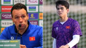 Tin bóng đá trong nước 25/4: U23 Việt Nam luyện bài tủ; Futsal Việt Nam trả giá đắt