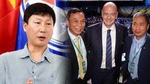 Sếp lớn VFF từ chức trước AFF Cup 2024, kế hoạch của HLV Kim Sang Sik cùng ĐT Việt Nam có bị ảnh hưởng?