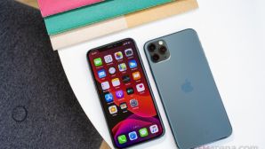 iPhone 11 Pro Max là ông già gân của Apple, ra mắt từ 2019 trang bị vẫn chất hơn iPhone 16, giá rẻ