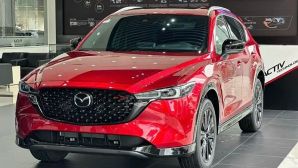 Giá xe Mazda CX-5 lăn bánh giữa tháng 12/2024: Nhận ưu đãi cực khủng, hạ knock-out Honda CR-V