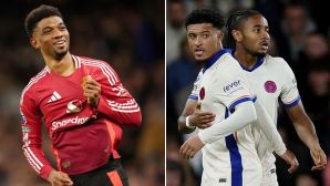 Kết quả bóng đá hôm nay: Sancho lập kỷ lục ở Chelsea; Man Utd rộng cửa vô địch Carabao Cup?