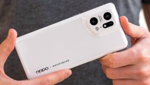 OPPO Find X5 Pro giá 14.5 triệu, mặt lưng gốm độc đáo có 1-0-2, camera Hasselblad khiến Galaxy S24 Ultra e dè