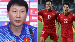 Trụ cột ĐT Việt Nam nhận tin sét đánh, HLV Kim Sang-sik đứng ngồi không yên sau AFF Cup 2024