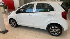 Giá xe Kia Morning cuối tháng 2/2025 rẻ như ‘vừa bán vừa cho’, dễ khiến Hyundai Grand i10 thất sủng