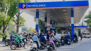 Giá xăng dầu hôm nay 23/4: Trong nước sẽ tăng mạnh từ chiều mai, RON95 có thể lên sát 20.00 đồng/lít