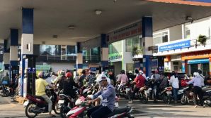 Giá xăng dầu hôm nay 2/5: Giảm 'đột ngột', xu hướng tăng sẽ chững lại trong thời gian tới
