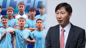 Tin bóng đá trưa 3/5: Đội bóng Việt Nam bán độ; HLV Kim Sang-sik đón viện binh 'khủng'