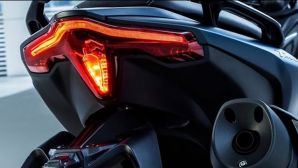 Yamaha chính thức ra mắt ‘vua xe ga’ mới thiết kế chất hơn Honda SH, trang bị đỉnh cao, giá hấp dẫn