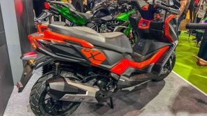 Ra mắt ‘vua xe ga’ hạng sang mới giá cực 'mềm': Thiết kế đẹp long lanh, trang bị vượt mặt Honda SH