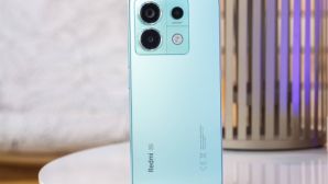 Redmi Note 13 Pro 5G rẻ thủng sàn tháng 5/2025, chèn ép iPhone 16 át vía vua tầm trung Galaxy A56 5G