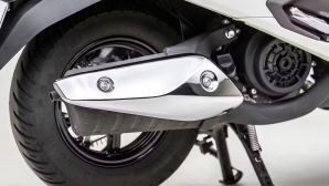 Tin xe máy 18/5: Suzuki ra mắt ‘xe ga quốc dân’ 125cc mới thế chân Honda Vision, giá 27,5 triệu đồng