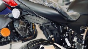 ‘Huyền thoại côn tay’ của Suzuki vừa ra mắt đã ‘cháy hàng’ nhờ giá rẻ: Hút khách hơn Honda Winner X