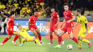 ĐT Việt Nam thua bạc nhược Malaysia, CĐV Đông Nam Á nói thẳng nguyên nhân