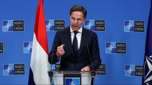 NATO tuyên bố phương Tây sẽ phải chuyển sang 'học tiếng Nga' nếu không cấp tốc thực hiện một việc?