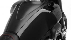 Tin xe cuối tuần: ‘Huyền thoại bóng đêm’ 125cc của Hàn Quốc ra mắt: Đả bại Honda Winner X và Exciter