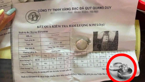 MXH xôn xao vụ mua vàng 18K khi kiểm định chưa tới 10K: Cô gái 'bóc phốt', chủ tiệm phải xin lỗi