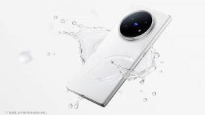 vivo X Fold5 ra mắt: Điện thoại gập bền bỉ, pin trâu nhất thế giới, giá từ 25 triệu đe nẹt Galaxy Z Fold6