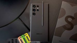 Đây là đàn anh cứng của Galaxy S25 Ultra, giá chỉ 10 triệu, camera xịn ăn đứt iPhone 16 Pro Max