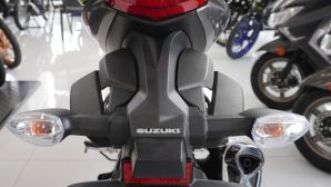 Tin xe máy 29/6: Đại lý Suzuki mở bán ‘vua côn tay’ 155cc giá 58 triệu đồng, khắc chế Honda Winner X