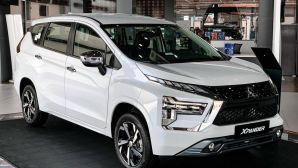 Mitsubishi Xpander đang có giá lăn bánh cực cạnh tranh đầu tháng 7/2025, áp đảo Toyota Veloz Cross
