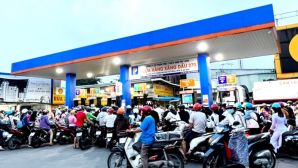 Giá xăng dầu hôm nay 3/7: Xăng RON95 trong nước giảm mạnh nhất, chỉ còn hơn 19.000 đồng/lít