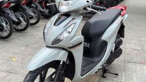 Bảng giá xe Honda Vision 2025 tháng 7/2025 giảm cực mạnh: Hút khách hơn cả LEAD và SH Mode vì quá rẻ
