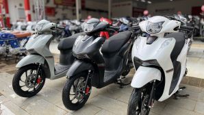 Tin xe cuối tuần: Cận cảnh ‘SH phiên bản bình dân’ vừa cập bến đại lý Việt Nam, giá 23,5 triệu đồng