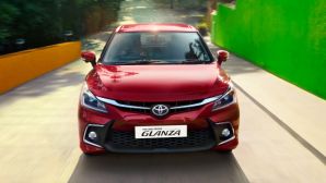 Dẹp Honda SH đi, Toyota ra mắt mẫu ô tô mới cực đỉnh, giá 183 triệu đồng rẻ át vía Hyundai Grand i10