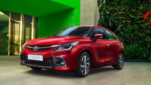 Tin xe 13/7: Toyota ra mắt ô tô mới xịn hơn Hyundai Grand i10, giá 183 triệu đồng gần ngang Honda SH