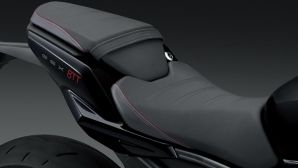 Suzuki ra mắt ‘chiến thần côn tay’ mới chất hơn Honda Winner X và Exciter, có phanh ABS, giá hấp dẫn