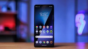 Vì sao Sony trượt dài trên chiến trường di động, liệu đây có phải là kết thúc của ông hoàng một thời?