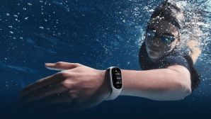 Nên mua ngay vòng đeo tay Mi band 10 Ceramic: Vật liệu cao cấp, pin trâu, giá săn sale chỉ hơn 1 triệu đồng