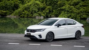 Honda City có giá lăn bánh cực cạnh tranh giữa tháng 7/2025, đại chiến Toyota Vios và Hyundai Accent