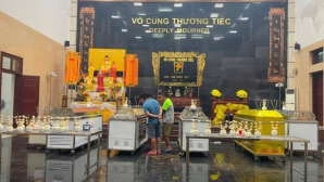Vụ lật tàu ở Hạ Long: Quặn lòng câu nói của cô gái bố đã tử vong, mẹ hiện vẫn đang mất tích