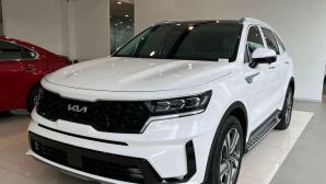 Giá lăn bánh Kia Sorento đầu tháng 8/2025 ‘rẻ giật mình’, quyết đấu Toyota Fortuner và Ford Everest