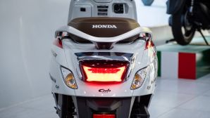 Tin xe 21/8: Dẹp Honda Vario và Air Blade đi, ‘vua xe ga’ 125 mới cực đẹp của Honda đã về Việt Nam