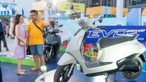 VinFast Evo Grand: Cốp ‘khủng’, đi 262 km nhưng giá chỉ rẻ bằng một nửa xe xăng cùng cỡ