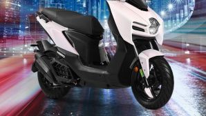 Tin xe 22/9: ‘Vua xe ga’ mới có ABS 2 kênh và TCS như Honda SH ra mắt tại Việt Nam, giá rẻ hơn Vario