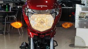 Tin xe cuối tuần: Honda mở bán ‘huyền thoại côn tay’ 100cc mới đỉnh hơn Winner R, giá 19 triệu đồng