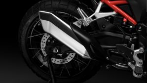 ‘Vua côn tay’ 349cc mới giá 77 triệu đồng ra mắt, trang bị ‘đè bẹp’ Yamaha Exciter và Honda Winner R