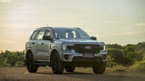 Đả bại Toyota Fortuner và Hyundai Santa Fe, giá lăn bánh Ford Everest giảm cực sâu cuối tháng 9/2025