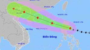 Tin mới nhất về bão số 11 Matmo: Thành cuồng phong khi vào Biển Đông chiều 3/10, gió giật 125 km/h