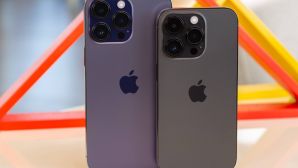 Đây là chiếc iPhone Pro Max fullbox giá rẻ nhất Việt Nam, viền thép cực sang áp đảo iPhone 16 Pro Max