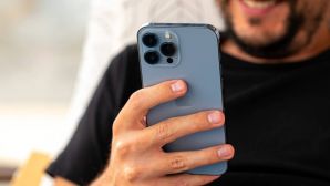 iPhone 13 Pro Max vẫn còn hàng fullbox, giá rẻ nhất Việt Nam, trang bị không kém nhiều iPhone 16 Pro Max