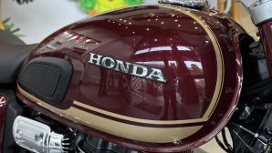 Tin xe máy 6/10: ‘Huyền thoại côn tay’ của Honda về đại lý giá 47 triệu đồng, xịn hơn Yamaha Exciter