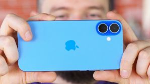 iPhone 16 Plus màn to pin khủng giá rẻ được chuộng hơn iPhone Air, rất phù hợp làm quà tặng 20/10