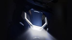 Tin xe cuối tuần: Honda ra mắt ‘xe ga quốc dân’ mới đẹp át vía Vision và SH Mode, giá 17 triệu đồng