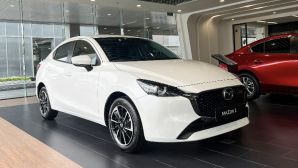 Giảm giá tới 40 triệu đồng, Hyundai Accent vẫn chịu lép vé trước Mazda2
