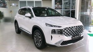 Hyundai Santa Fe, Ford Everest, Suzuki Jimny giảm giá sâu cuối năm