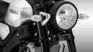 Yamaha chính thức ra mắt ‘vua côn tay’ 155cc mới giá 60 triệu đồng: Chơi tới bến với Honda Winner R